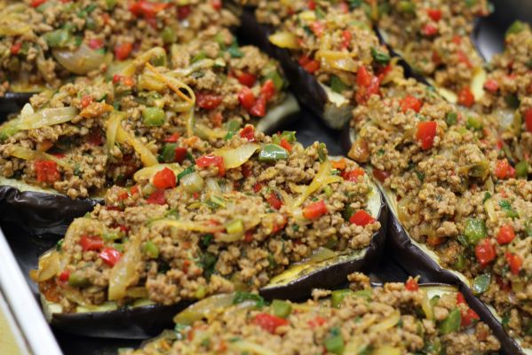 Aubergines farcies agneau et menthe